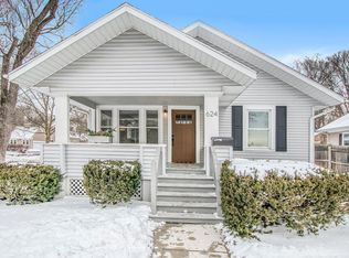 624 Fairview Ave, Kalamazoo, MI 49008