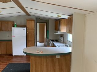 3132 Grassy Branch Rd, Bluefield, WV 24701