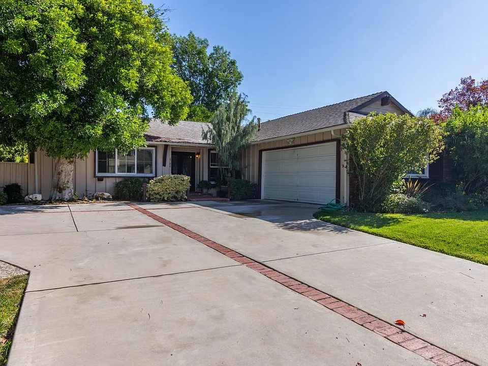 6706 Capistrano Ave