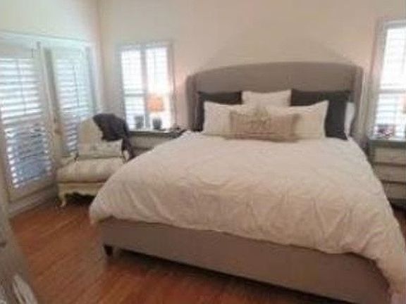 5th image of 6605 NW 113th Way
