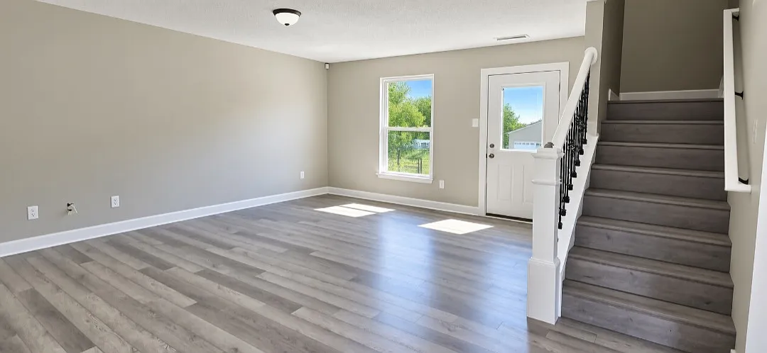 3 bed, 1716 sqft, $1,900 — Photo 3