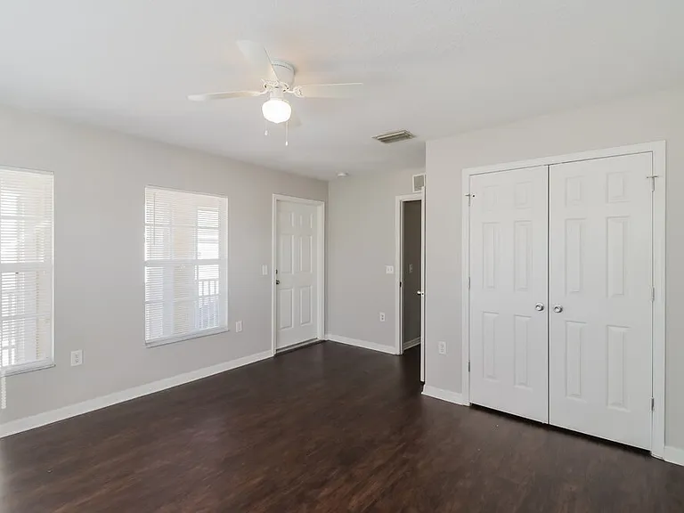 2408 E 31st Ave — Photo 13