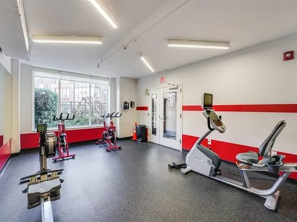 1100 Maxwell Lane image 11 of 11