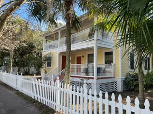 208 E Voorhis Ave APT 4, Deland, FL 32724