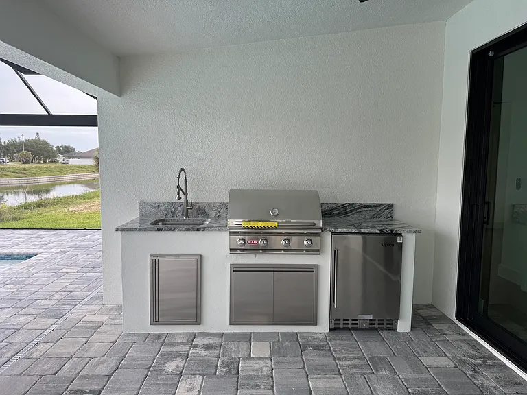 2216 SW 4th Ave — Photo 16