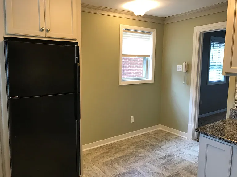 613 Japan St — Photo 6
