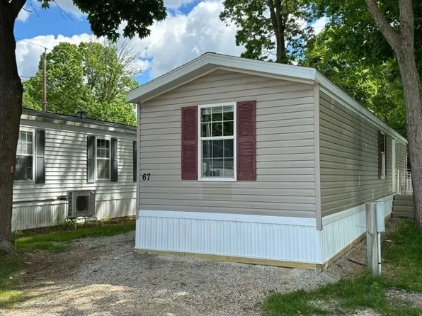 557 SW Cutoff #67, Auburn, MA 01501