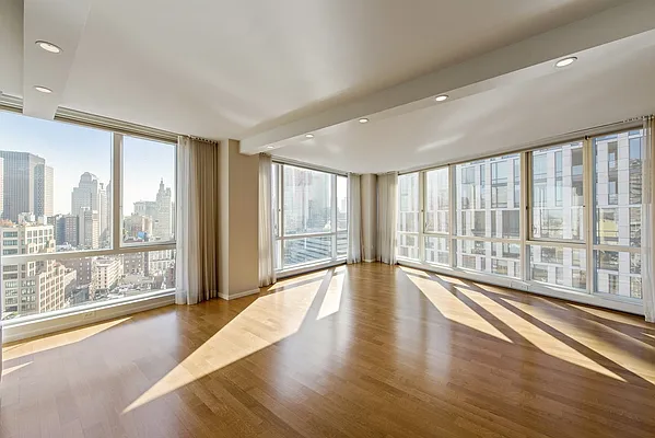 Sold by Nest Seekers International | media 2