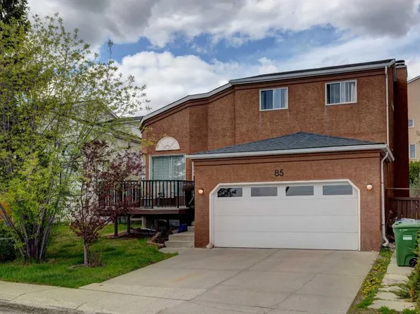 85 E Sidon Cres SW, Calgary, AB T3H 2C5