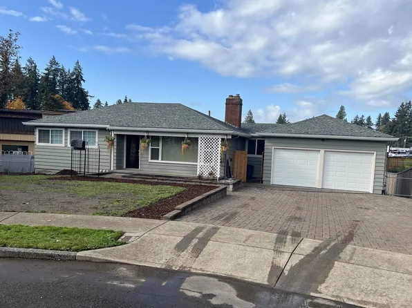 555 Welter Cir, Gladstone, OR 97027