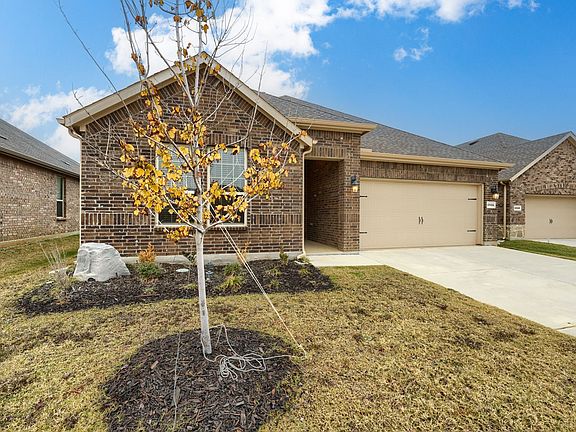 2nd image of 2935 Shetland Dr