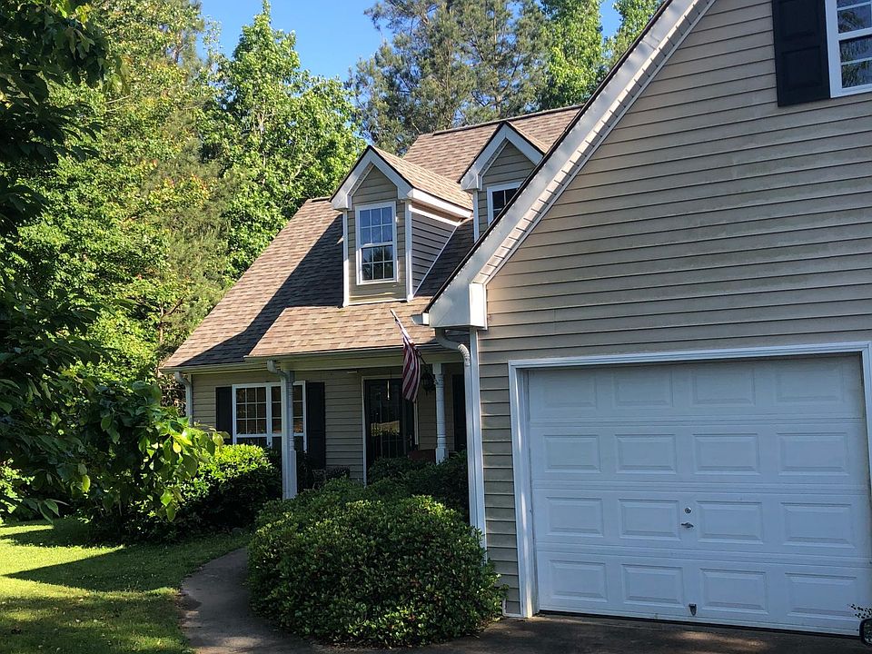 1st image of 473 Greenwood Park Way