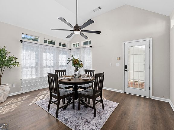 3rd image of 312 Pinehurst Way
