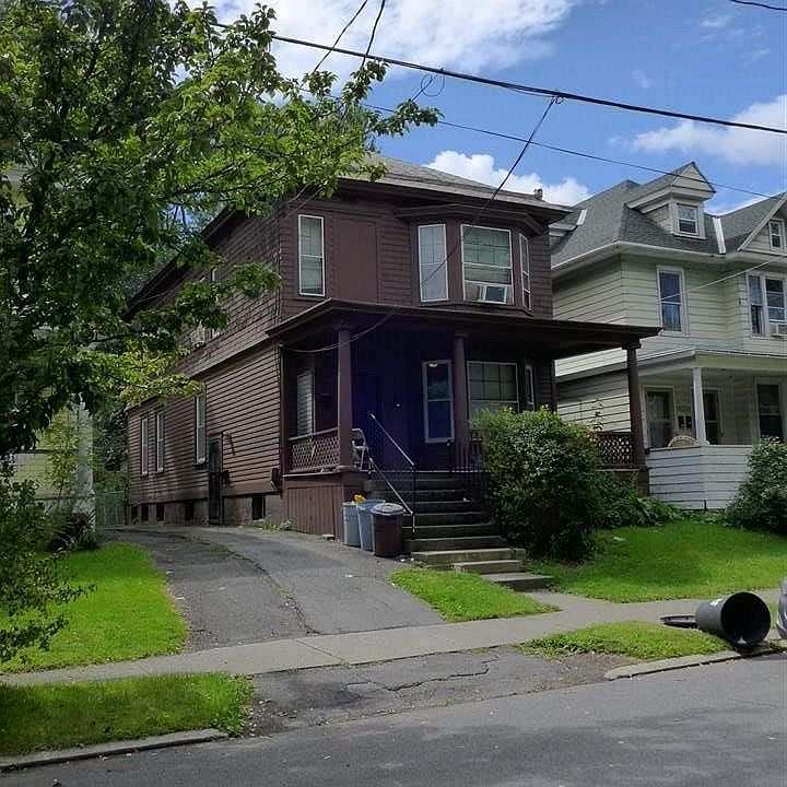 Building Photo 3