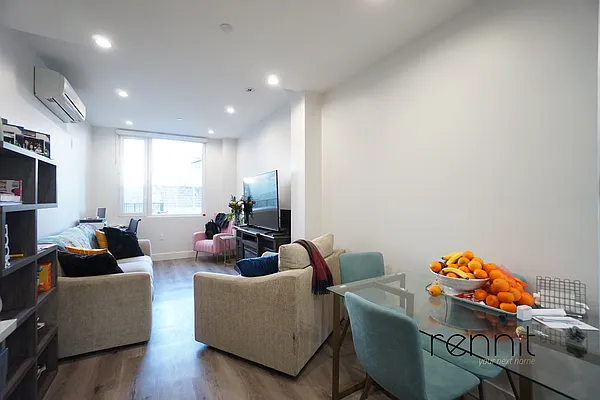 Rented by Rennit Inc. | media 30