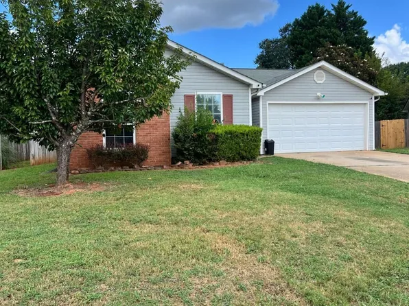421 Autumn Lake Ct, McDonough, GA 30253