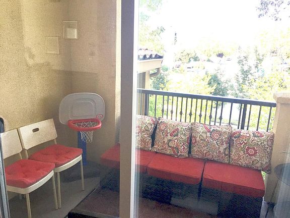 3rd image of 950 E Duane Ave #100