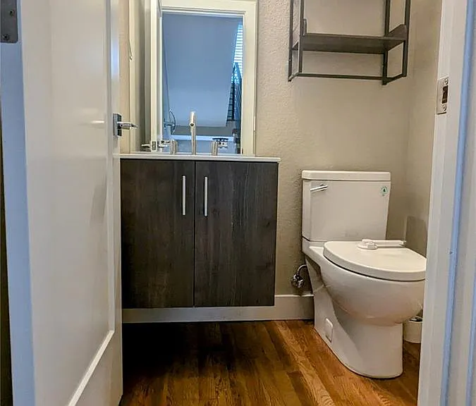 2736 Decatur St — Photo 24