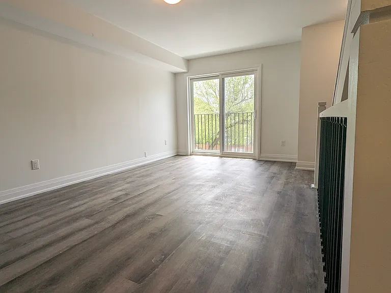 169 Lancaster St W #503 — Photo 11