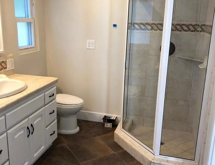 413 W Acacia Ave — Photo 11
