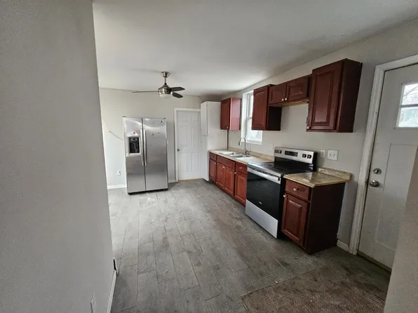 51 N Clinton St APT 2, Poughkeepsie, NY 12601