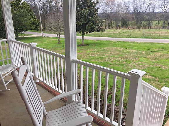 2nd image of 216 Quail Wood Dr
