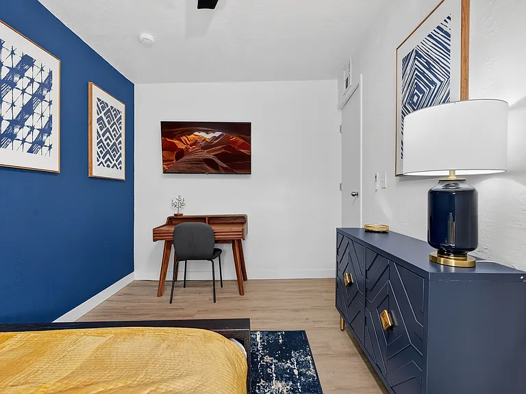 1341 E Willetta St #A — Photo 17