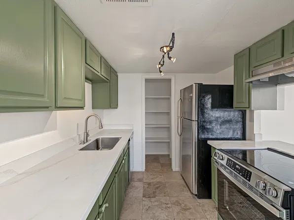1020 E Redfield Rd #1020, Tempe, AZ 85283