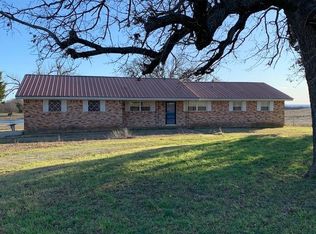 2112 Preskitt Rd, Decatur, TX 76234