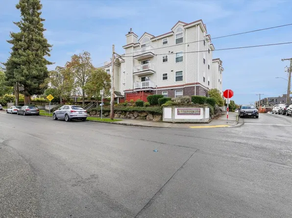411 N 90th St APT 403, Seattle, WA 98103