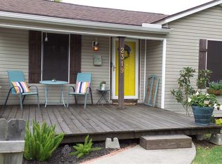 2319 Avenue D, Nederland, TX 77627