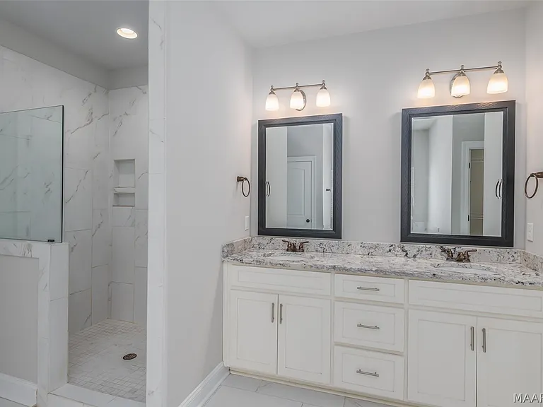1613 Haworth Park Way — Photo 28