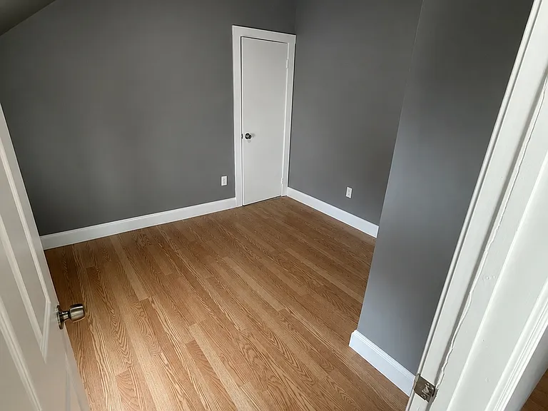 422 County St #3L — Photo 3