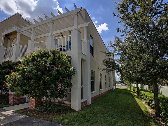 3rd image of 5501 Island Creek Pl