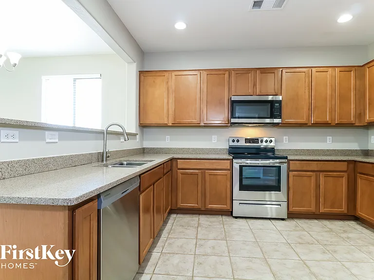 7227 W Saint Charles Ave — Photo 6