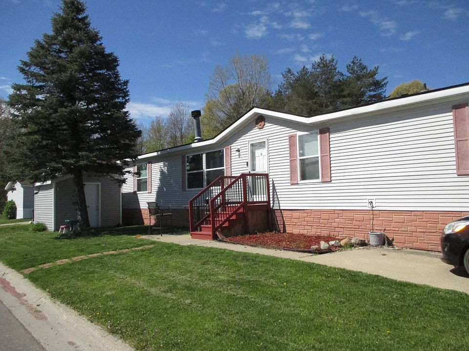 1st image of 17182 Louise Dr #481
