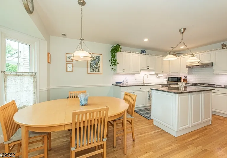 31 Cooper Ln — Photo 6