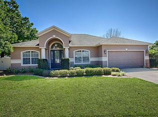 807 Cumberland Cir, Minneola, FL 34715