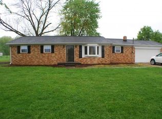 87 Illinois Highway 1, Marshall, IL 62441