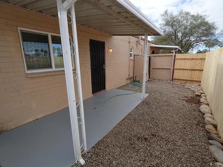 2611 E Fort Lowell Rd — Photo 6