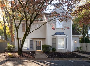 701 Defoors Lndg NW #701, Atlanta, GA 30318