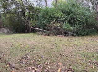 Burrow St, Morrilton, AR 72110