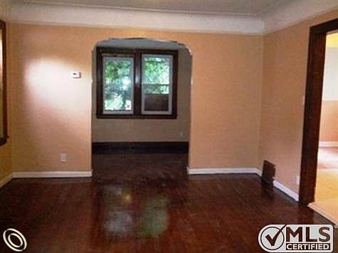 Formal Dining Room.jpg