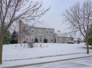 409 Nautica Dr, Port Washington, WI 53074