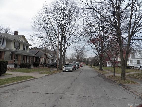 5th image of 23 Forest Glen Ave