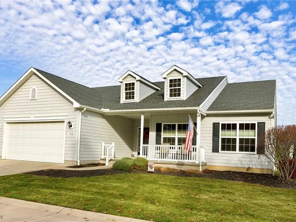 9112 Devonshire Dr, Olmsted Falls, OH 44138
