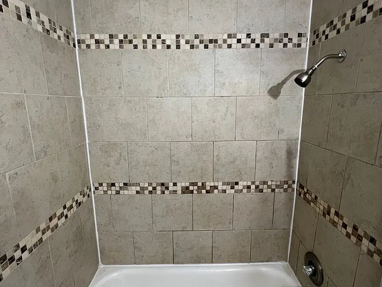 Briar Rose Apartments — Photo 36