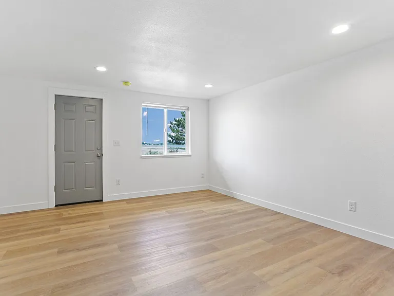 1407 W Marina Dr #2 — Photo 8