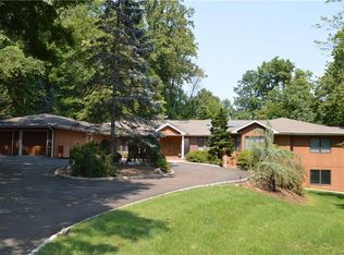 6 Waverly Ct, New City, NY 10956