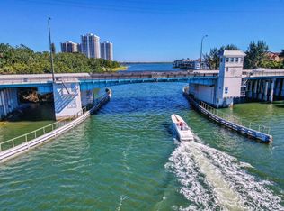 304 Golfview Rd #PENTHOUSE 7, North Palm Beach, FL 33408